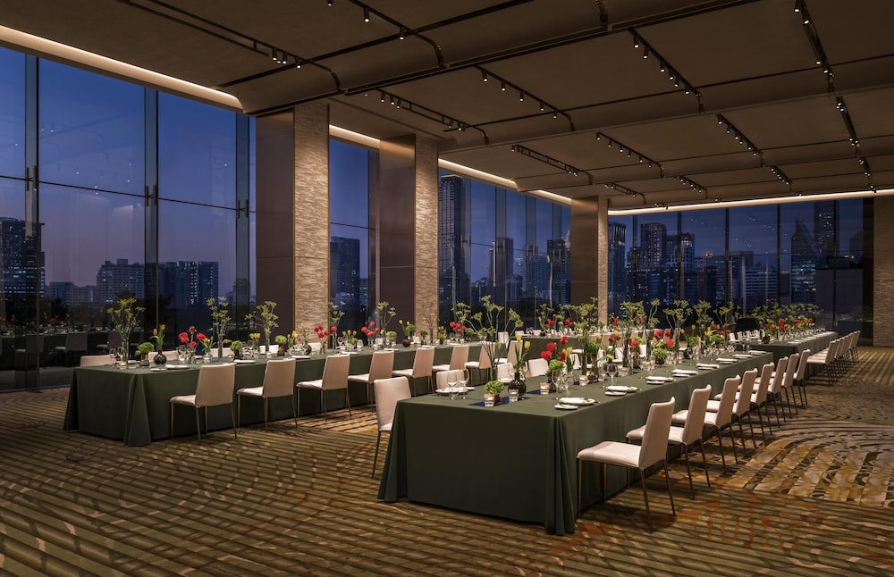 Andaz One Bangkok, By Hyatt 42/48