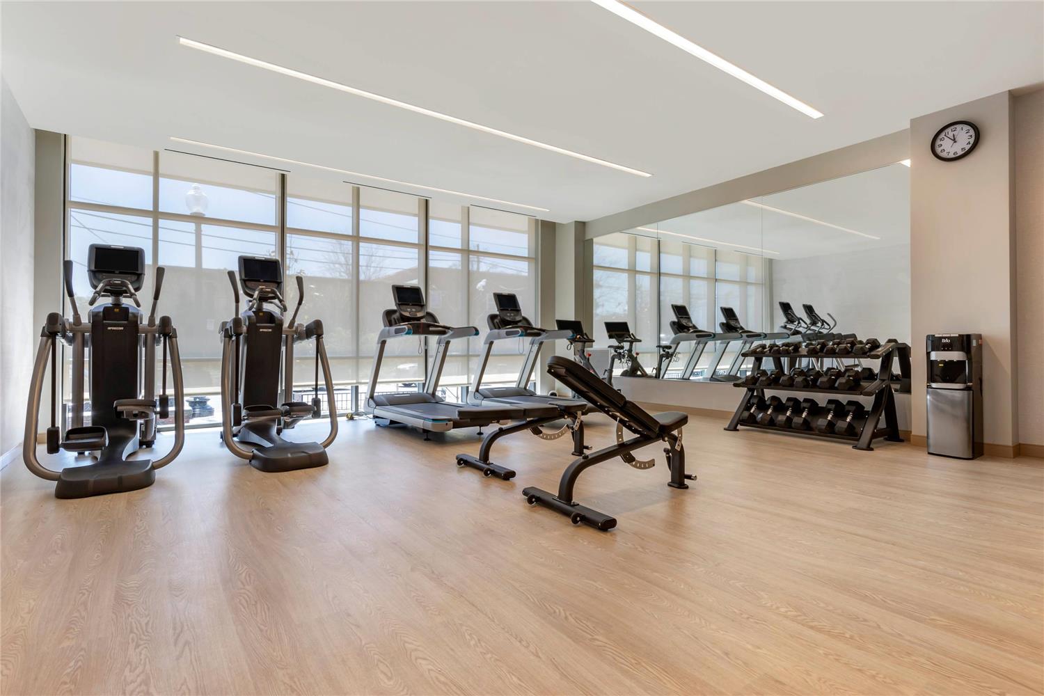 Cambria Hotel Washington D.C. Navy Yard Riverfront 12/34
