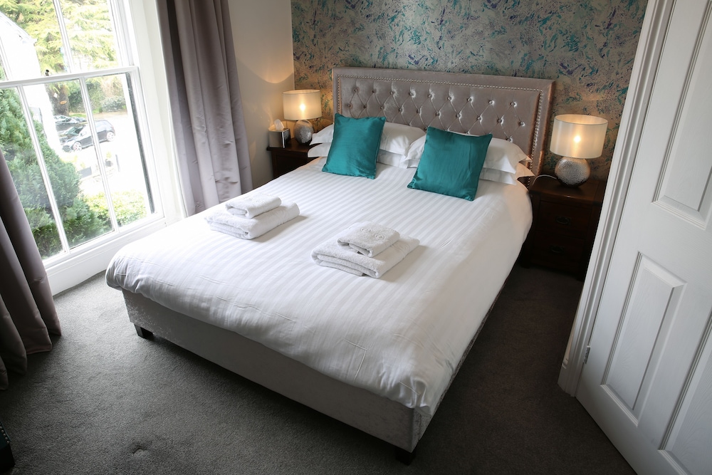 Latimer House 9/49