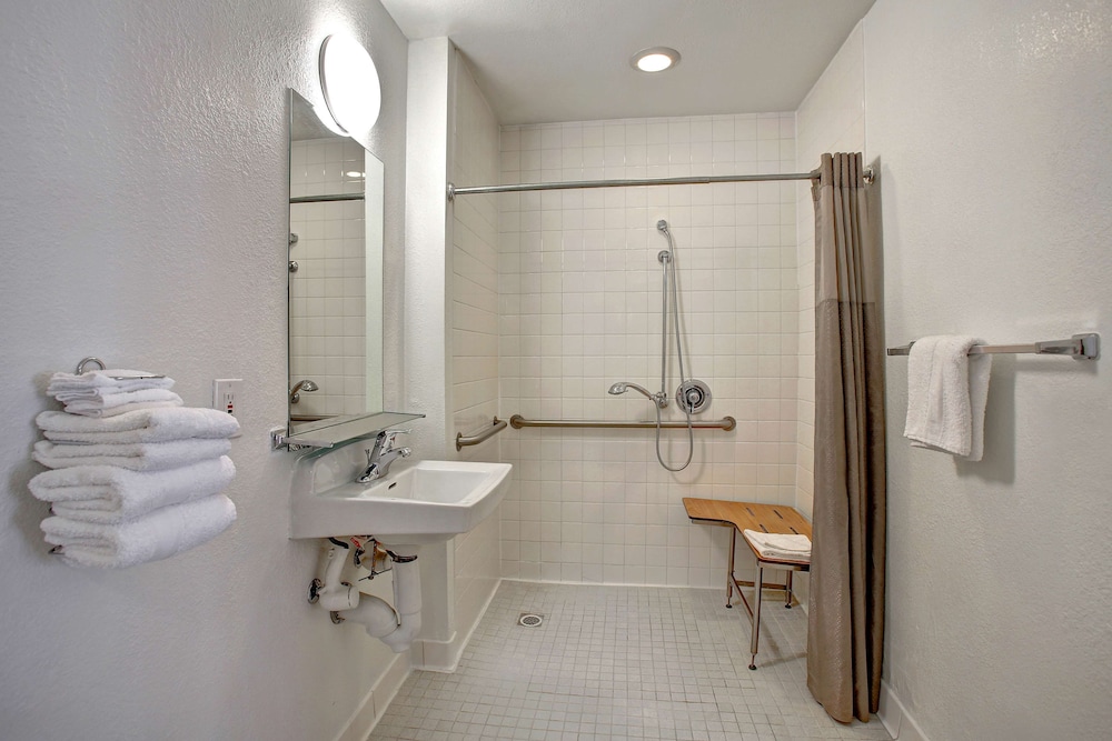 Motel6 Sunnyvale, CA - North 59/60