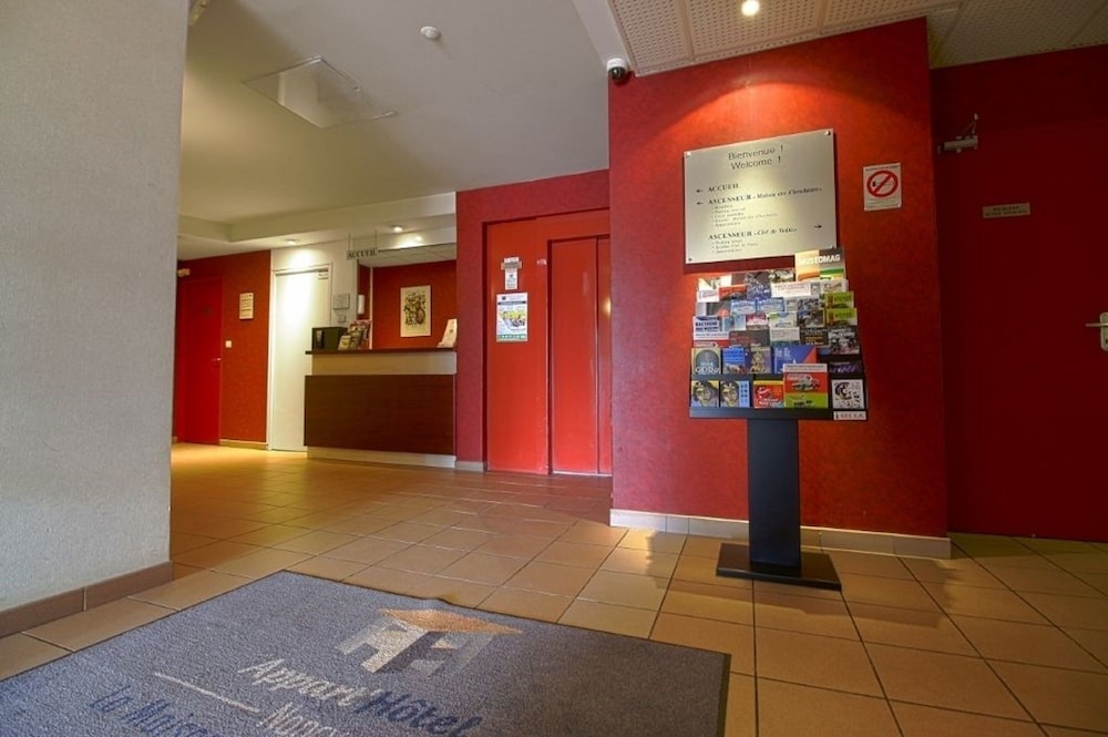 KOSY Appart'Hotels - La Maison Des Chercheurs 38/43
