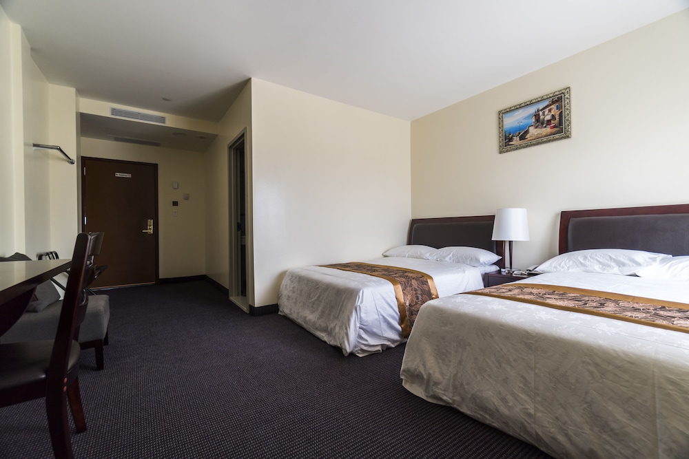 John Hotel 22/41