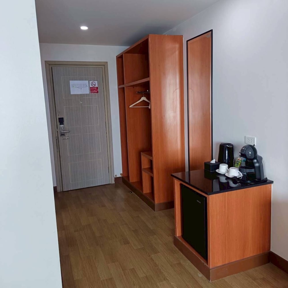 NJOY Prestige Grand Hotel Don Mueang 9/70