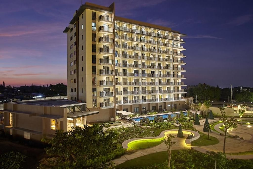 Quest Hotel Tagaytay City in TAGAYTAY CITY