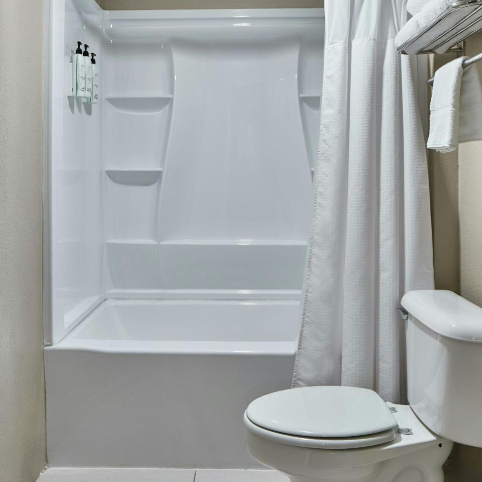 جناح بسرير كينج مع سرير سحّاب إضافي مع أريكة، SpringHill Suites by Marriott Atlanta Alpharetta 3/4