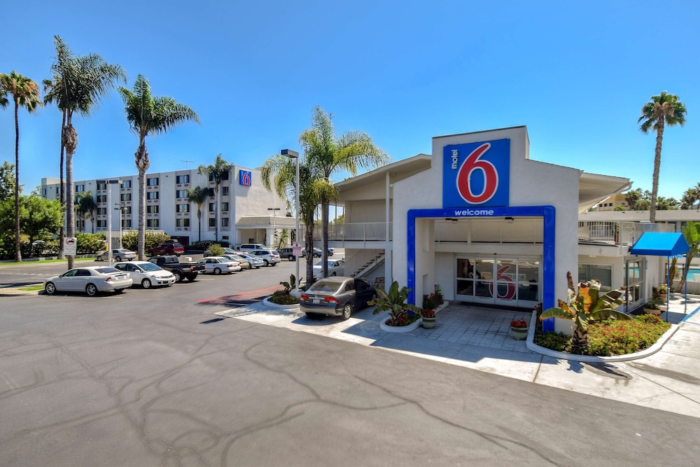 Motel6 San Diego Hotel Circle Mission Valley 52/61