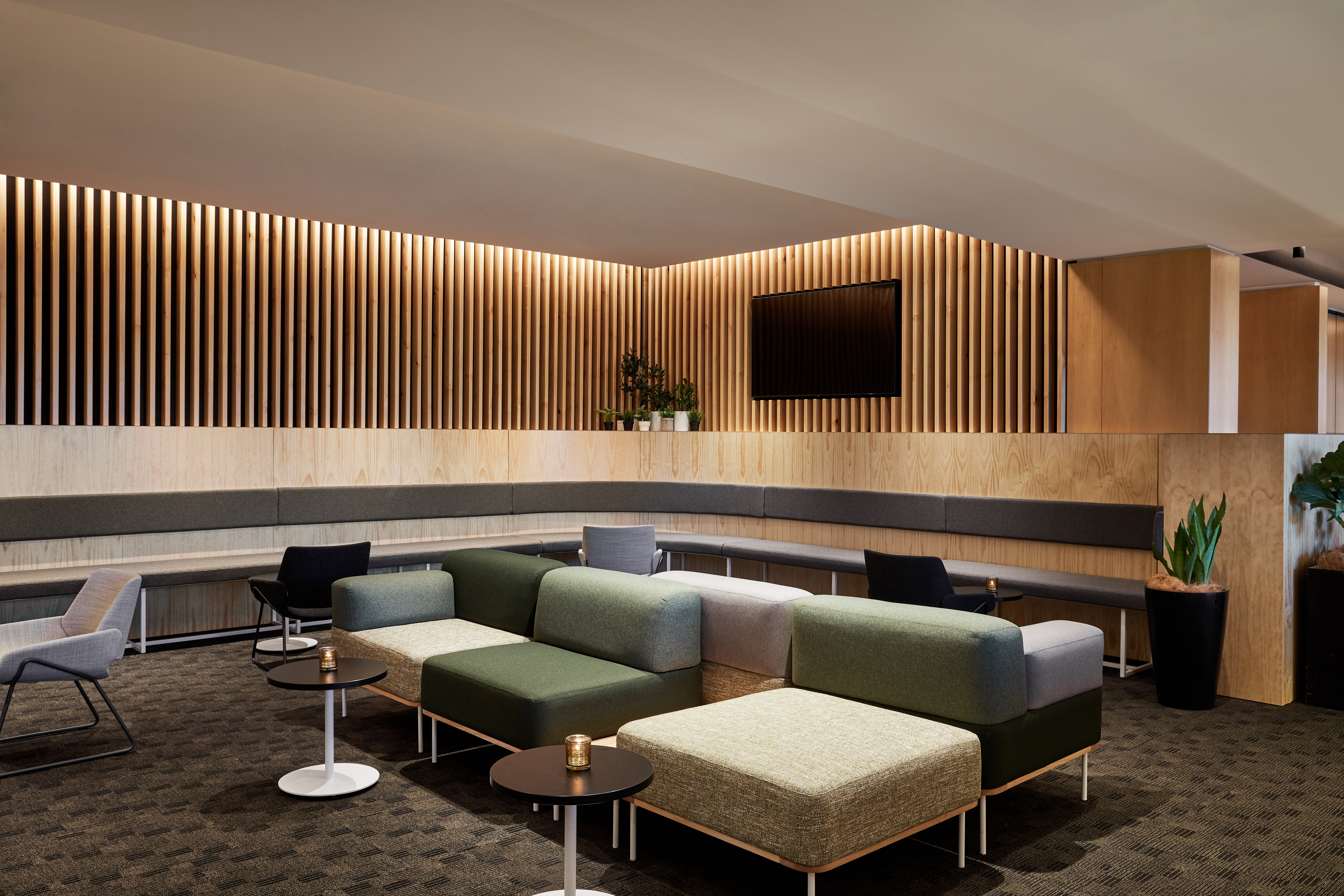Crowne Plaza Sydney Macquarie Park By IHG 28/46