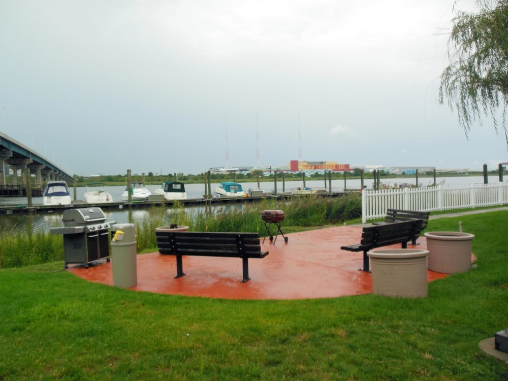 Extended Stay America Suites Secaucus Meadowlands 3/55