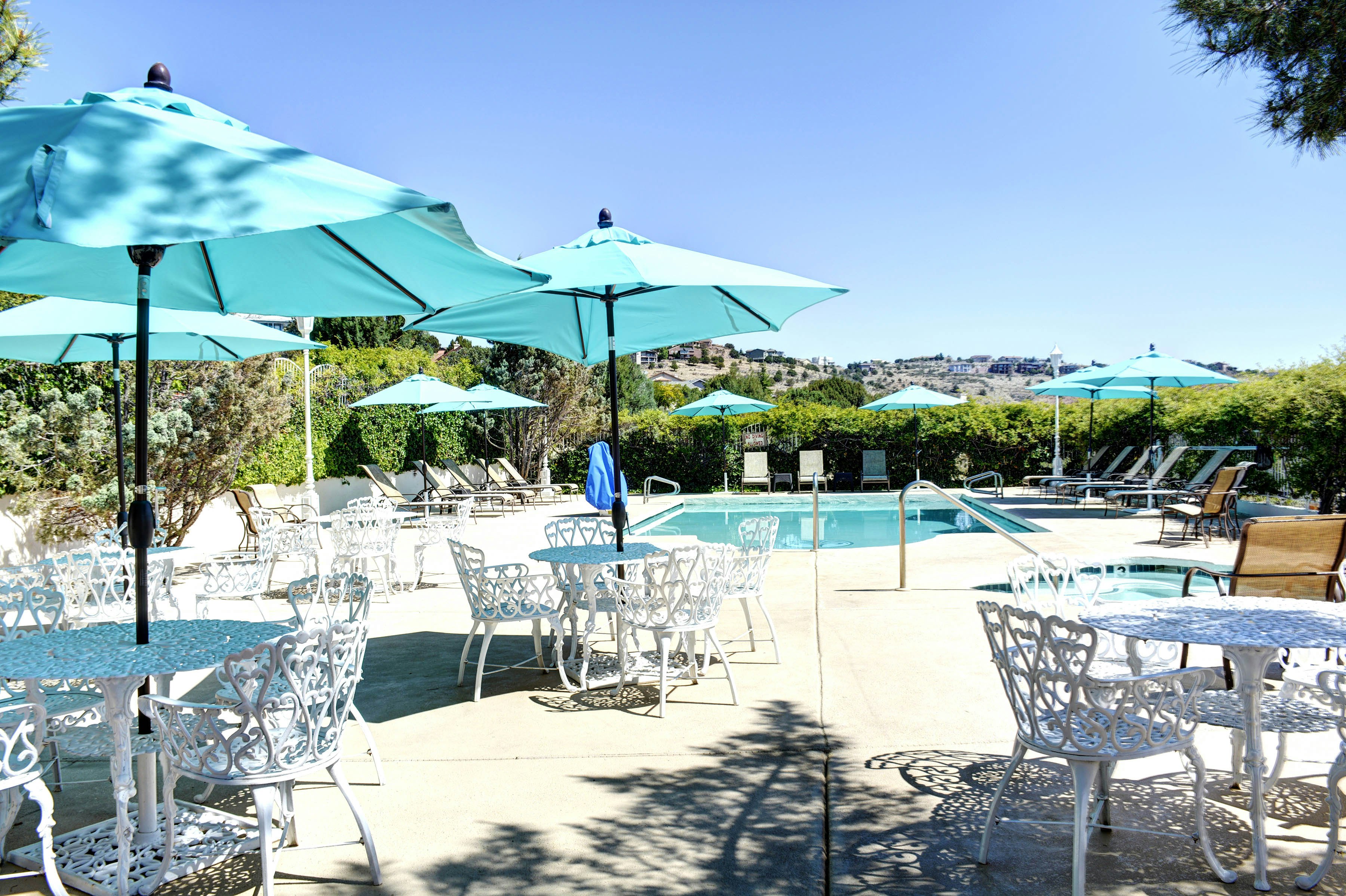 Forest Villas Hotel - Prescott 12/29