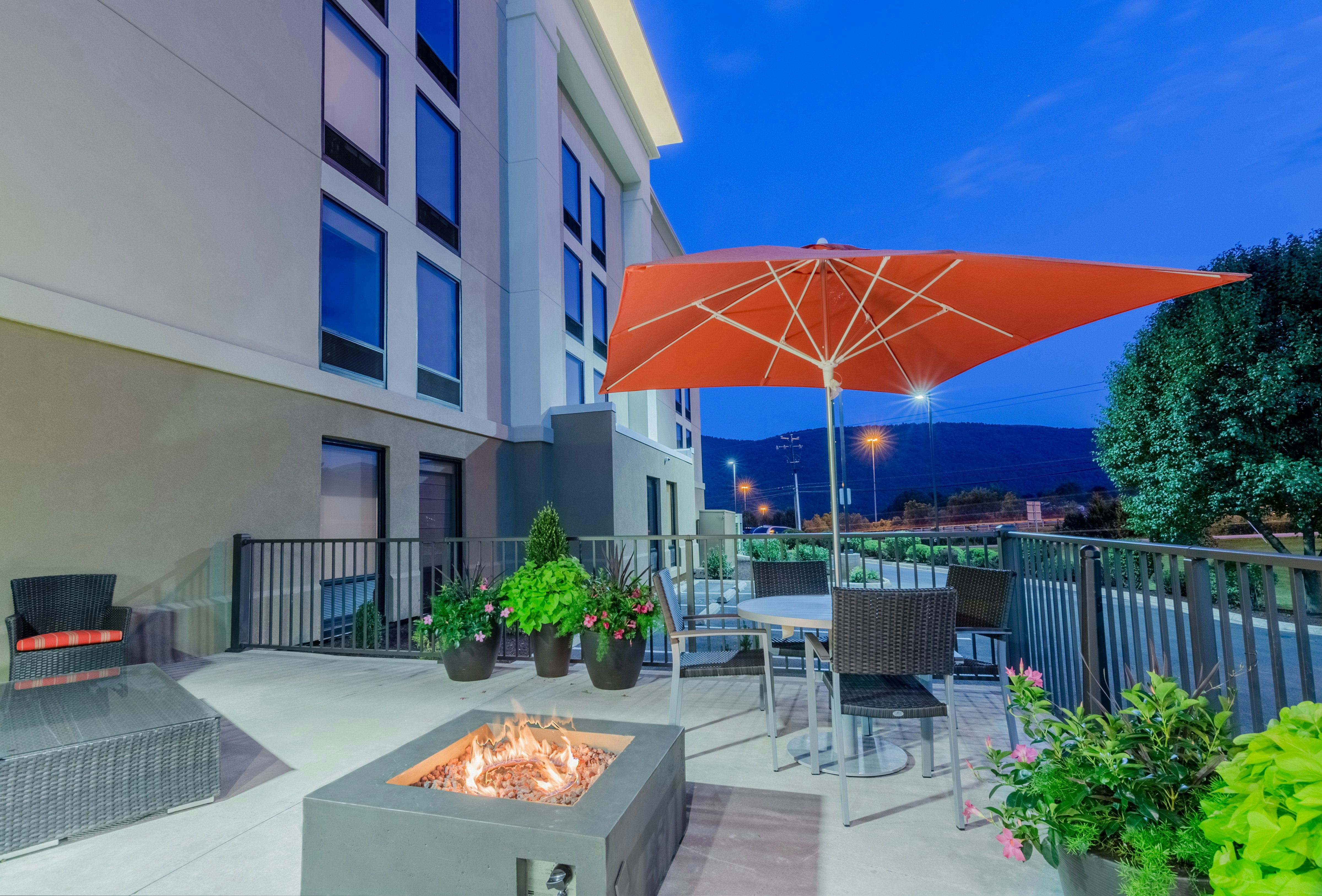 Hampton Inn Covington, VA 6/48