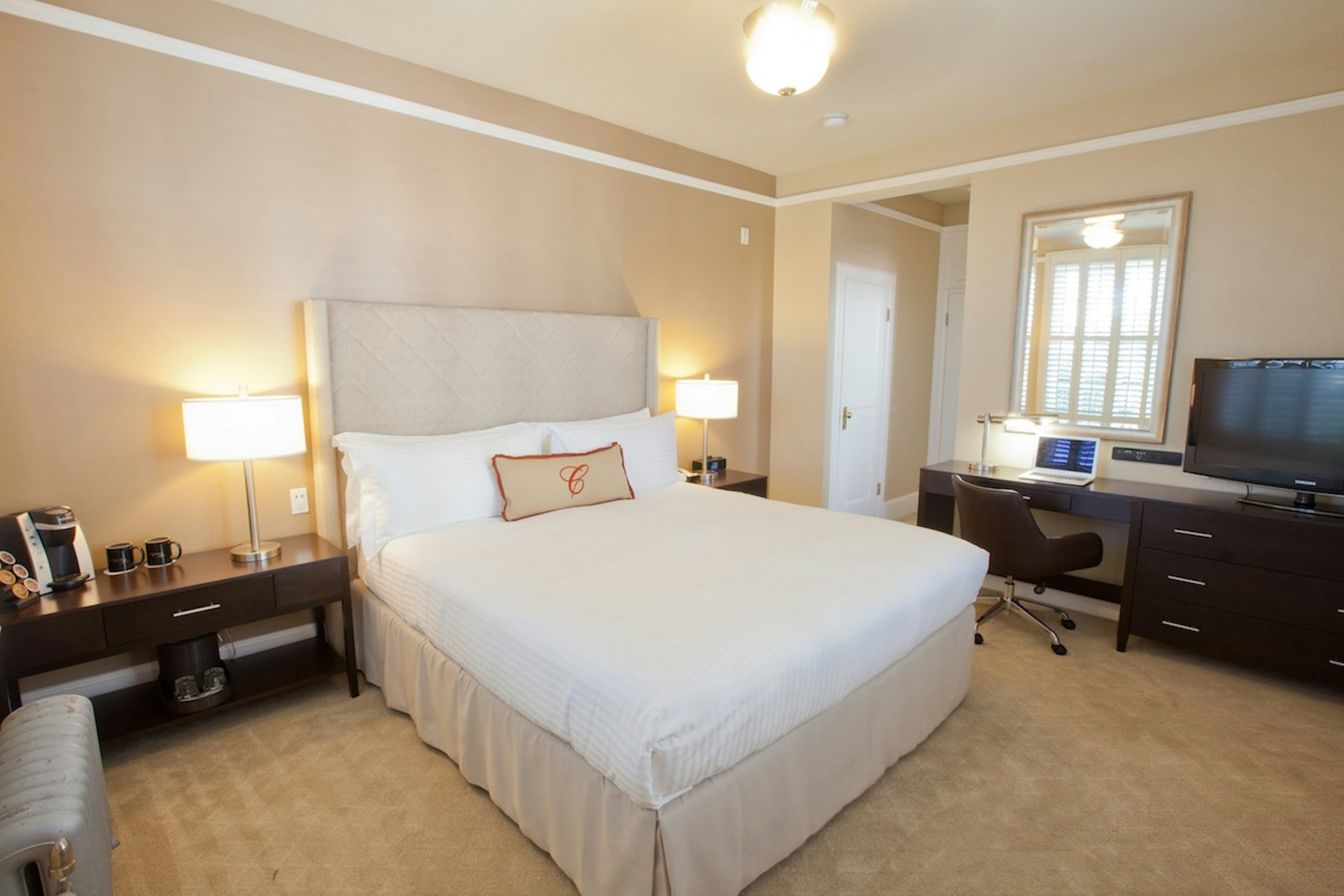 Cardinal Hotel 6/16