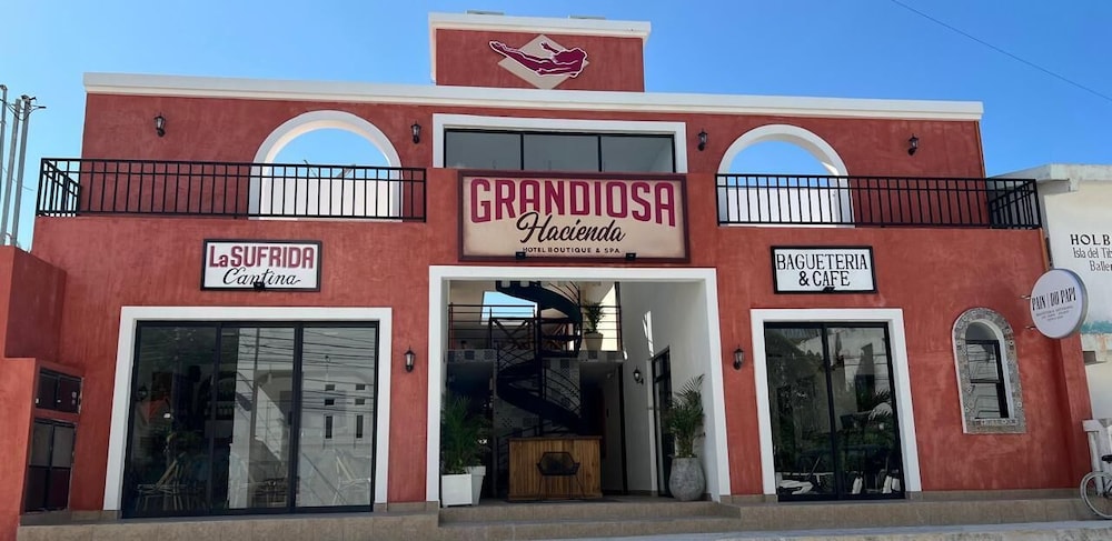 Hotel Boutique Grandiosa 3/48