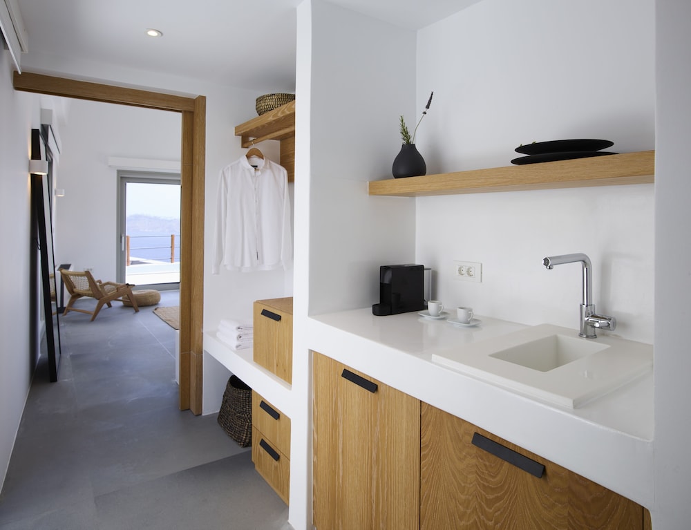 Melidonia Suites 49/49