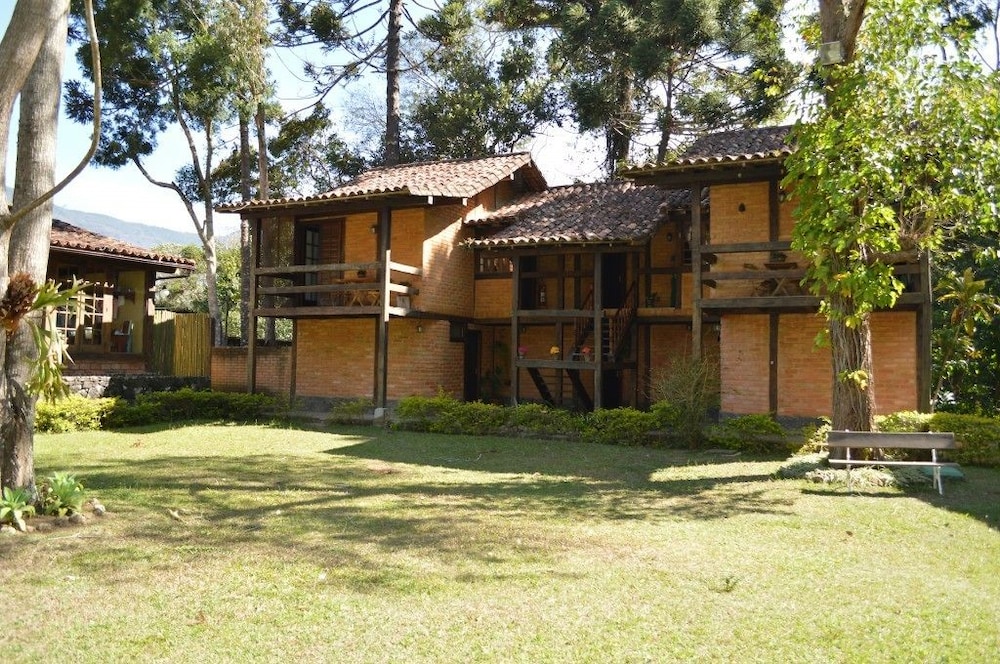 Pousada das Araras 3/88