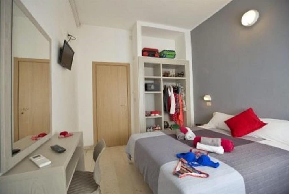 Hotel Sabrina Rimini 8/17