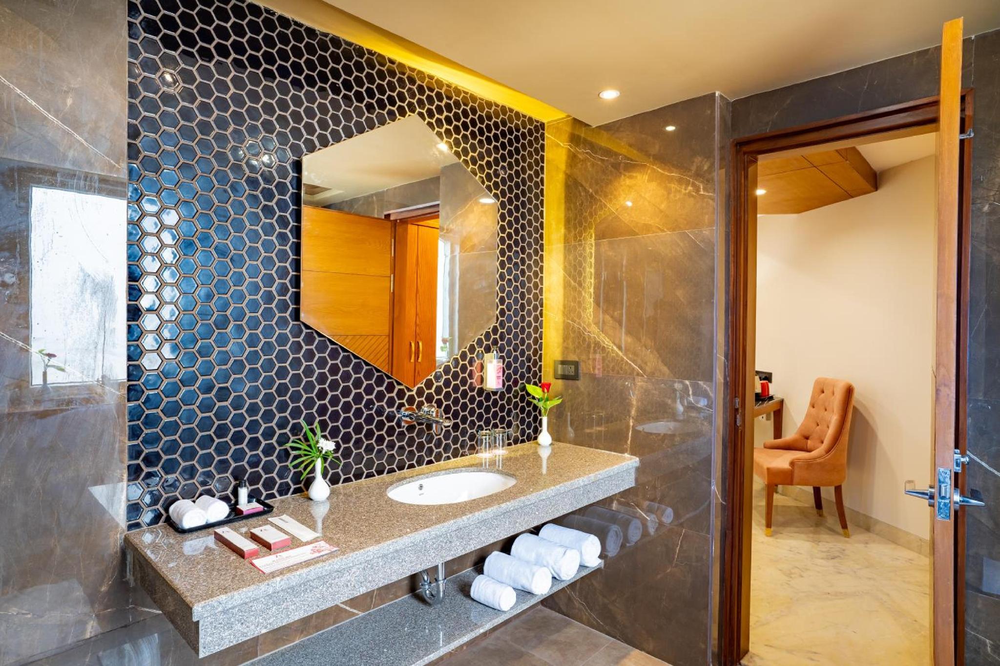 Inde Signature Jaipur 29/31