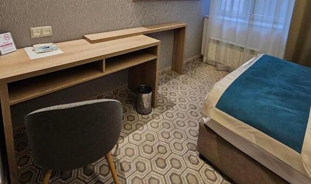 swimming pool spa