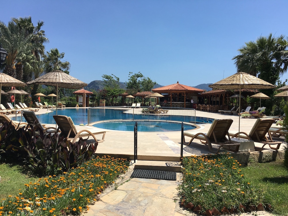 Asur Hotel & Aparts & Villas 41/50