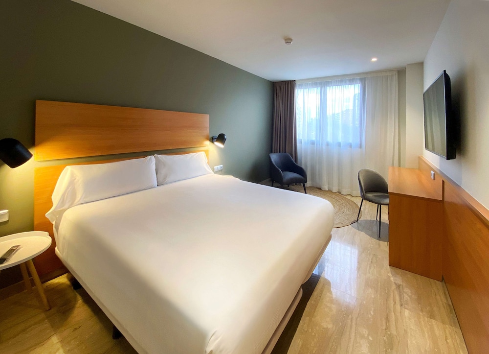 Sb Express Tarragona Hotel 10/61