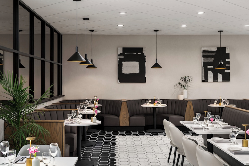 restaurant cafeteria