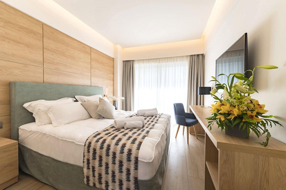 Acandia Hotel 25/63