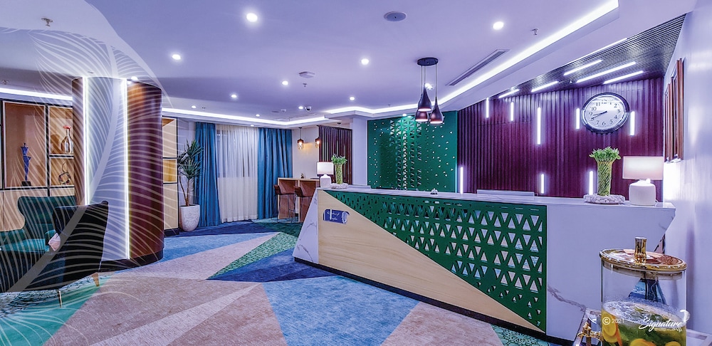 Signature Guest Hotel 6/50