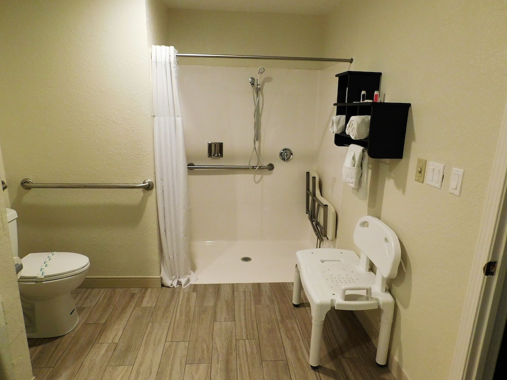 Travelodge by Wyndham Angels Camp CA 20/35