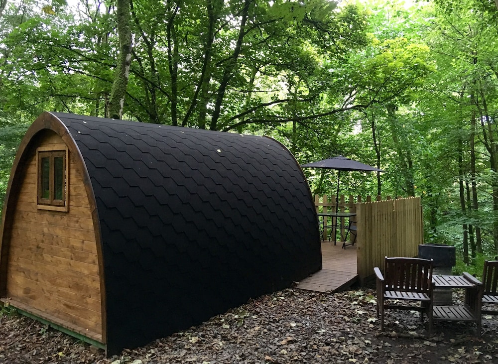 Broomhills Farm River Eco Pods 17/21