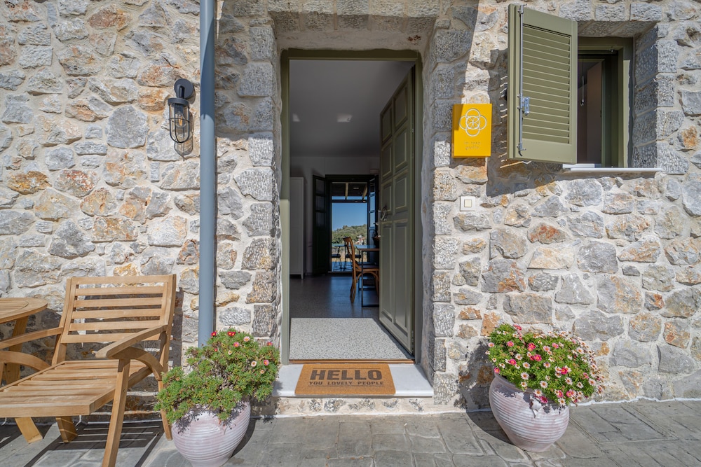 Villa Rosa 1/50