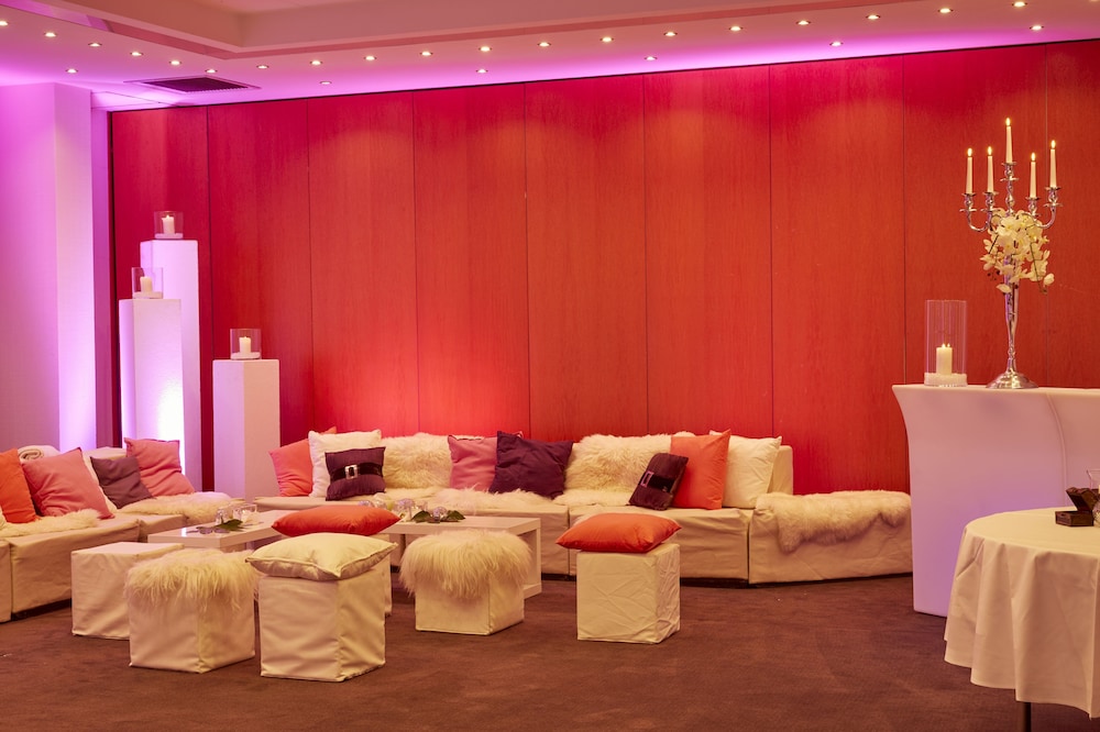 H Hotel Nuremberg Ex Ramada Landhotel 32/59