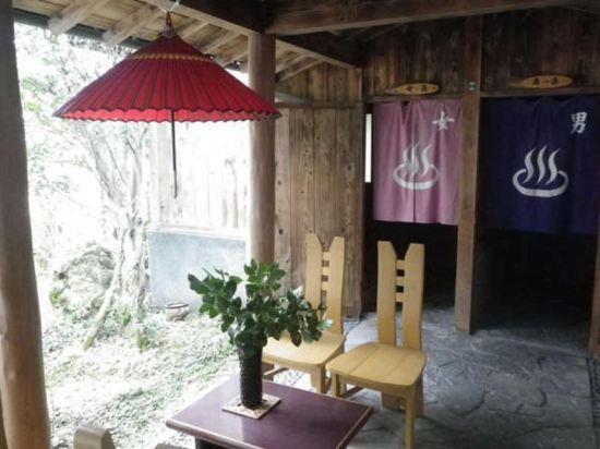 Yufuin Ryokan Tatsumi 14/17