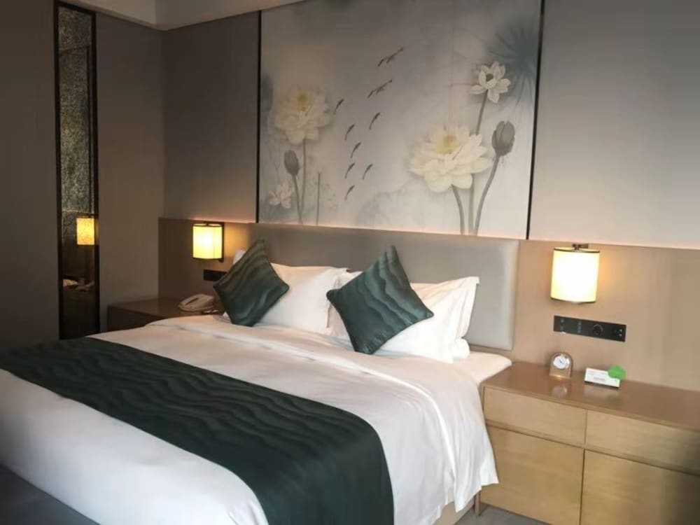 Courtyard by Marriott Hangzhou Xiaoshan 8/49