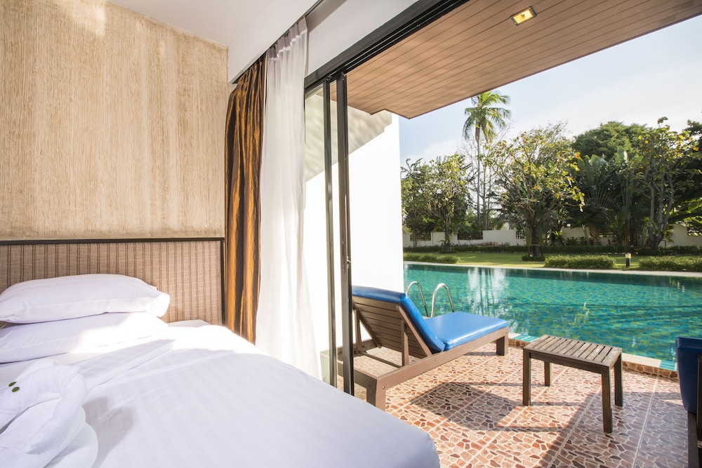 Estella Phuket Mai Khao Beach Resort 41/66