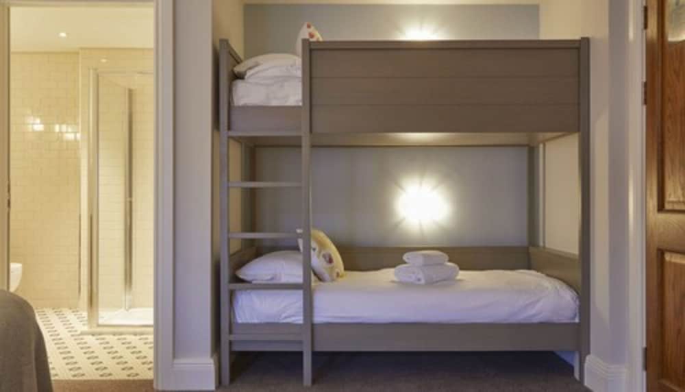 Family Suite, Country, King Bed, Bunk Bed