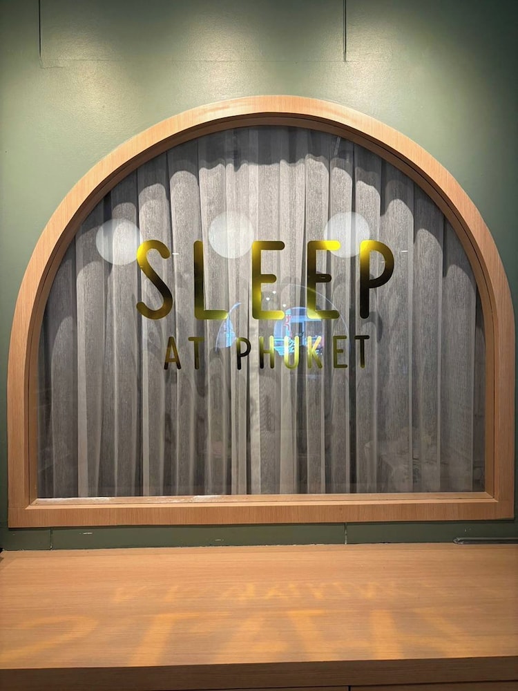 Sleep At Phuket 29/50