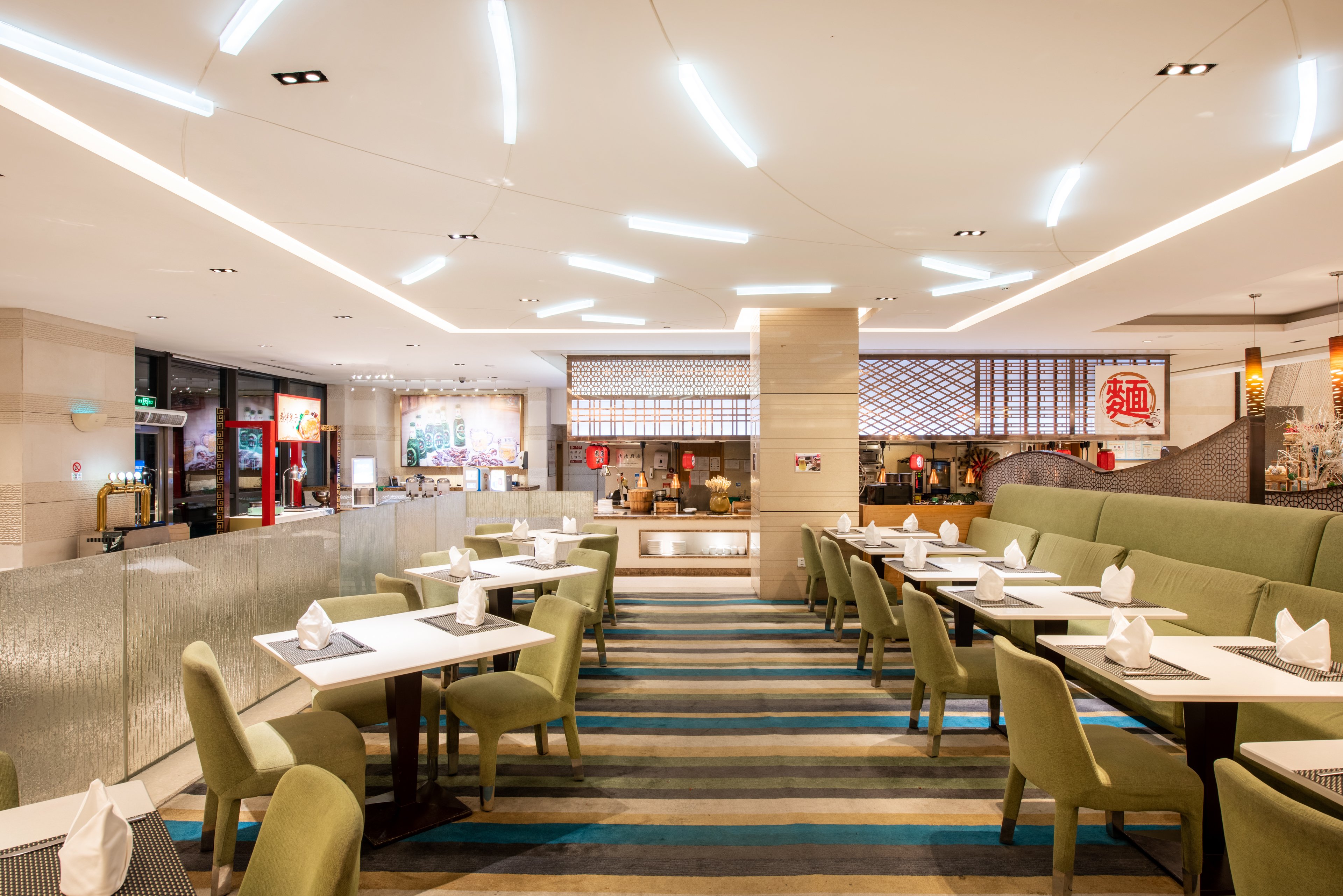 Holiday Inn Qingdao City Centre 37/50