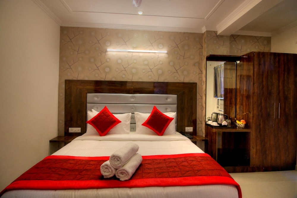 Hotel Ark Of Avalon 24/50