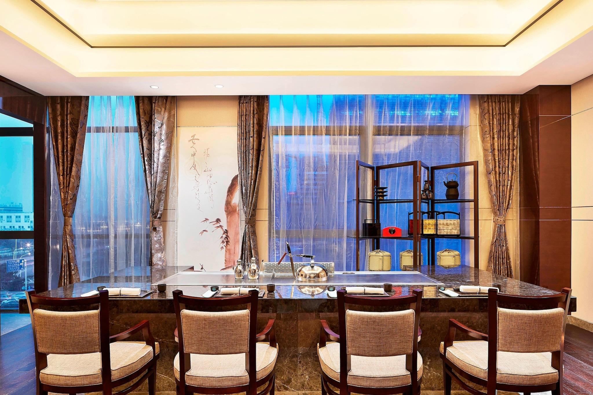 Aloft Zhengzhou Zhengdong New District 50/66