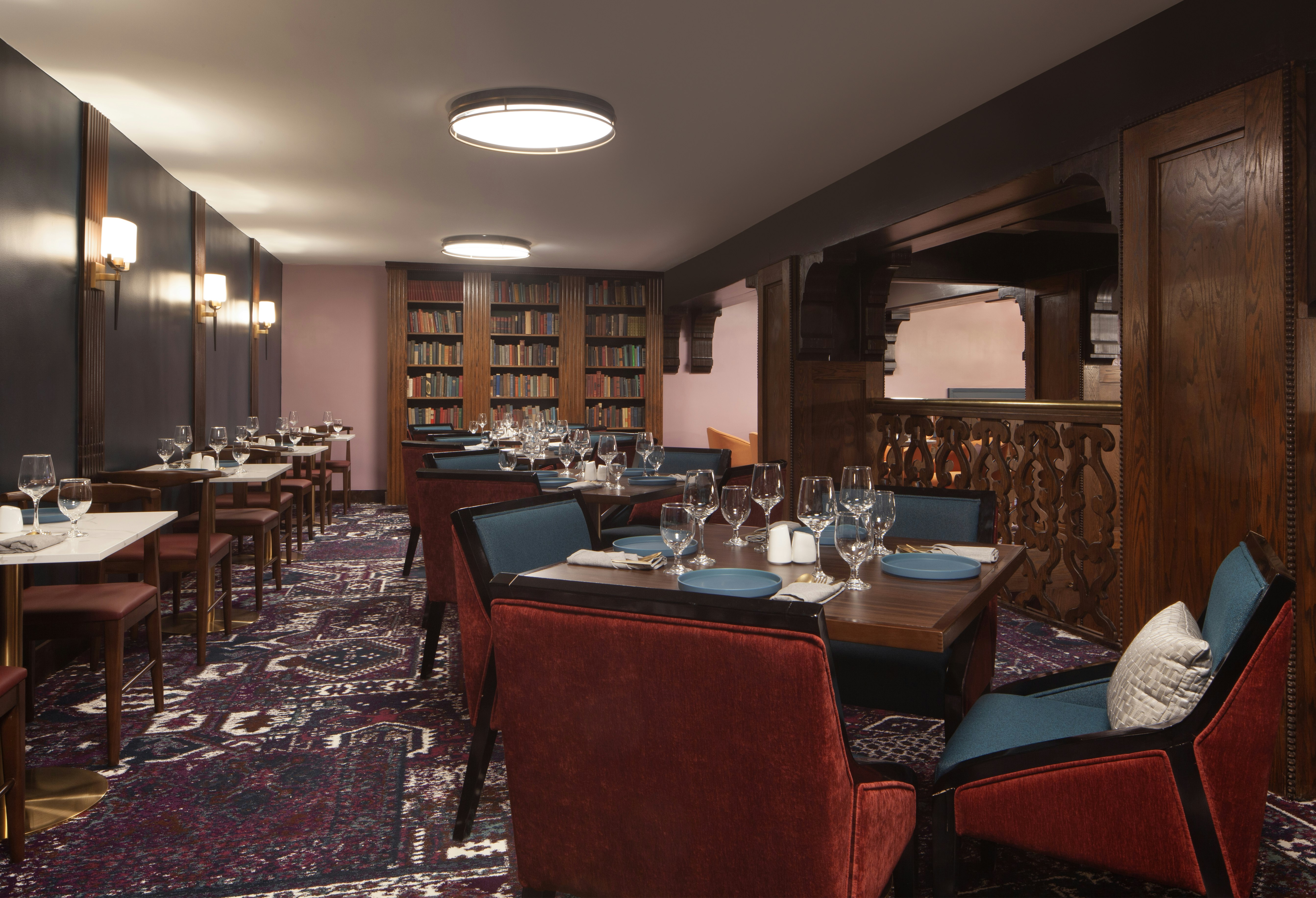 Hotel Royer Urbana Champaign, Tapestry Collection by Hilton 31/38