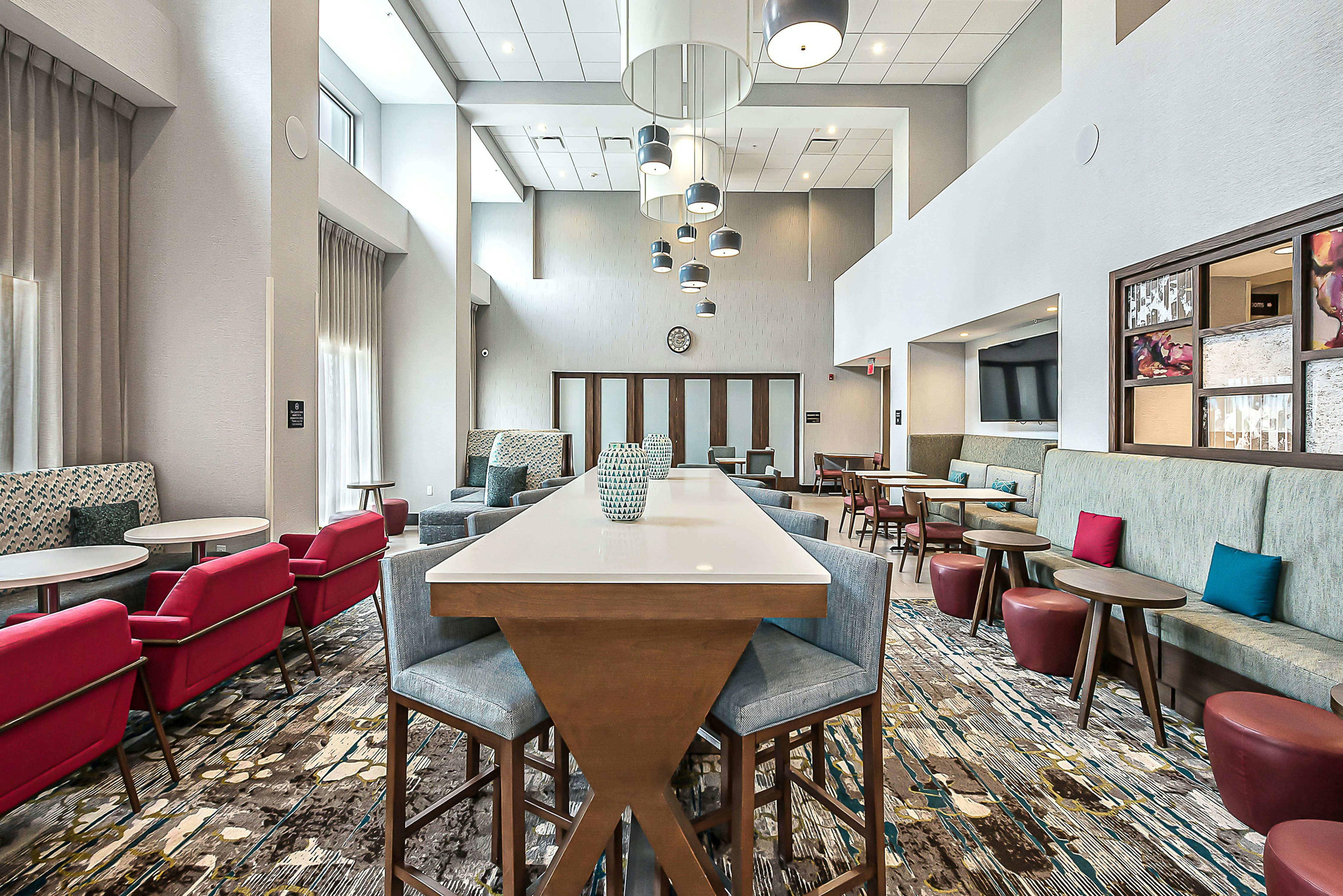 Hampton Inn and Suites Howell 24/41
