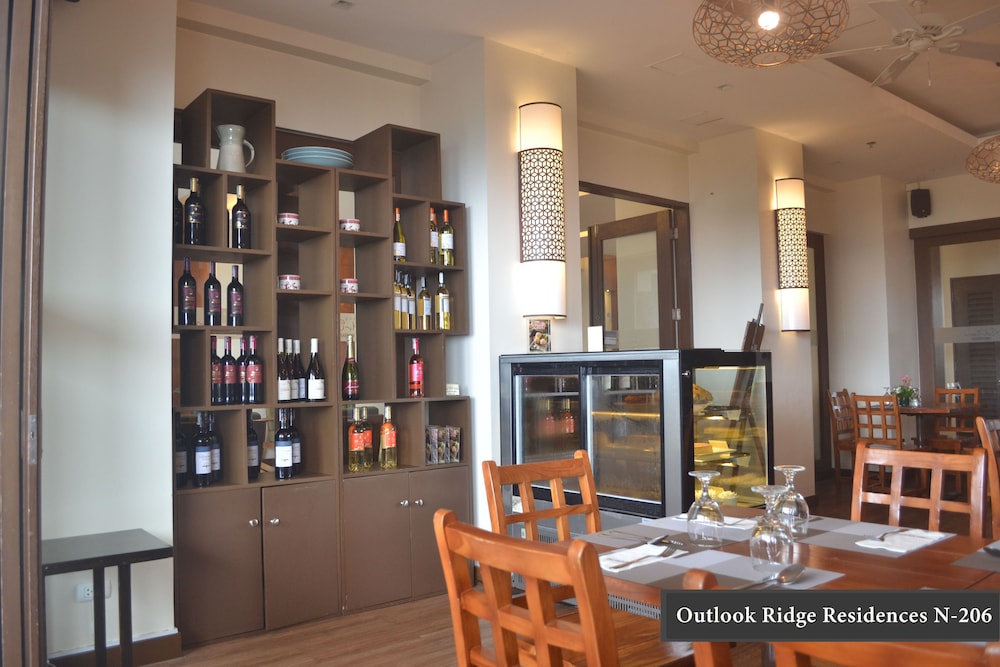 Outlook Ridge Residences N-206 44/50