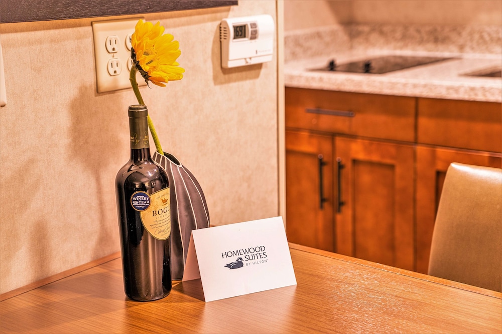 Homewood Suites By Hilton Pleasant Hill Concord 25/86
