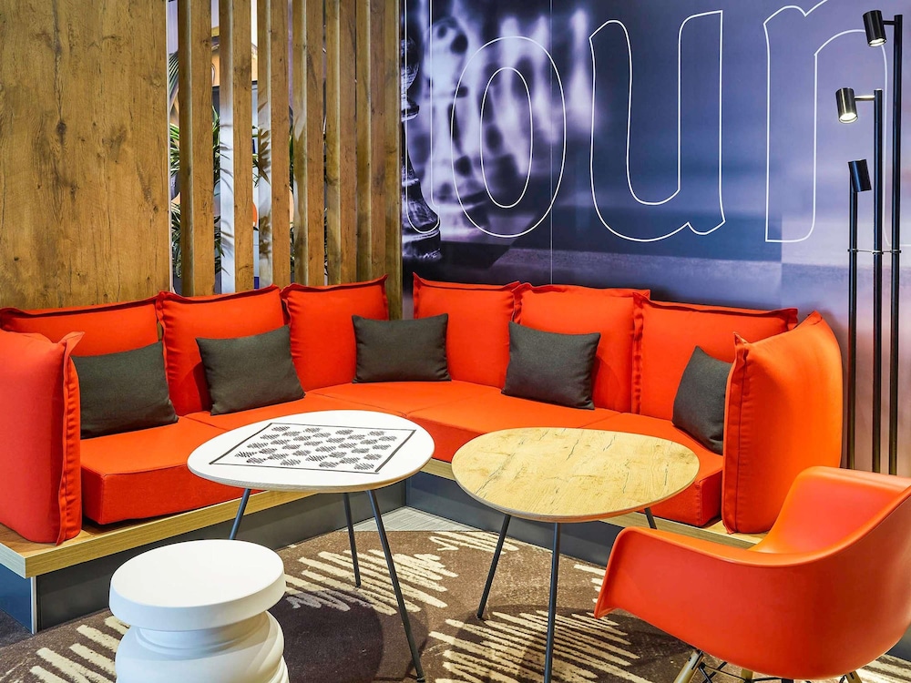 Ibis Paris Canal Saint Martin 47/69