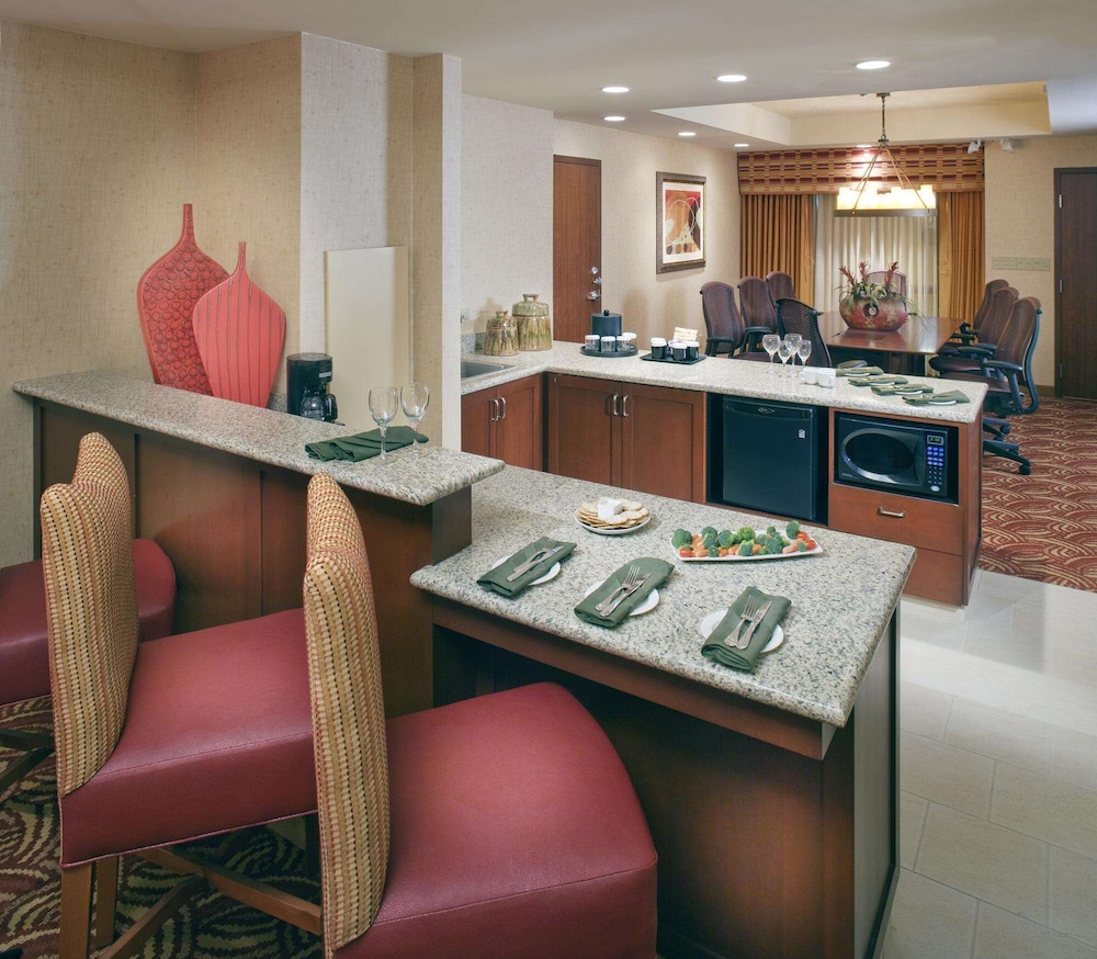 Embassy Suites by Hilton San Marcos Conference Center 49/76