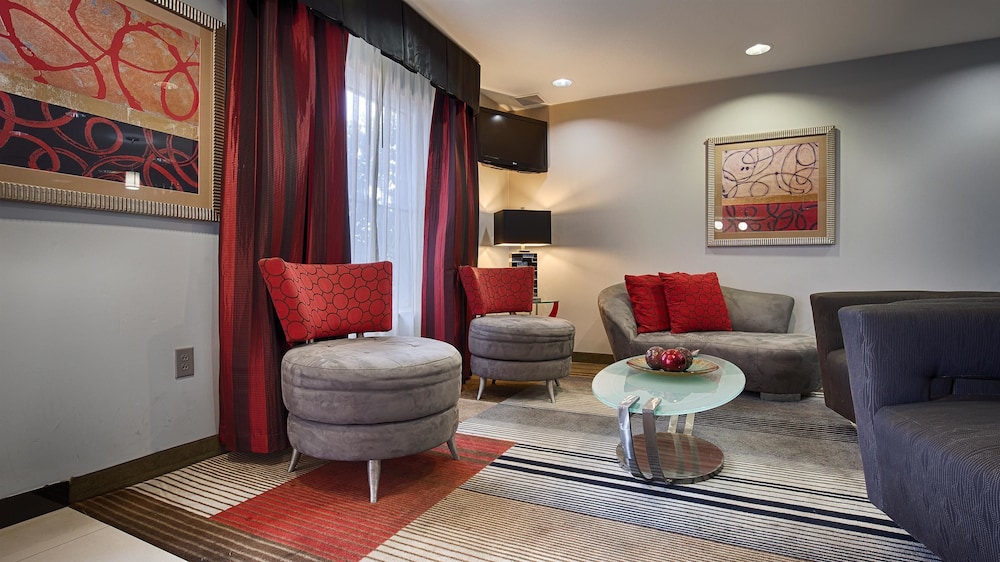 Best Western Plus Goodman Inn & Suites 21/31