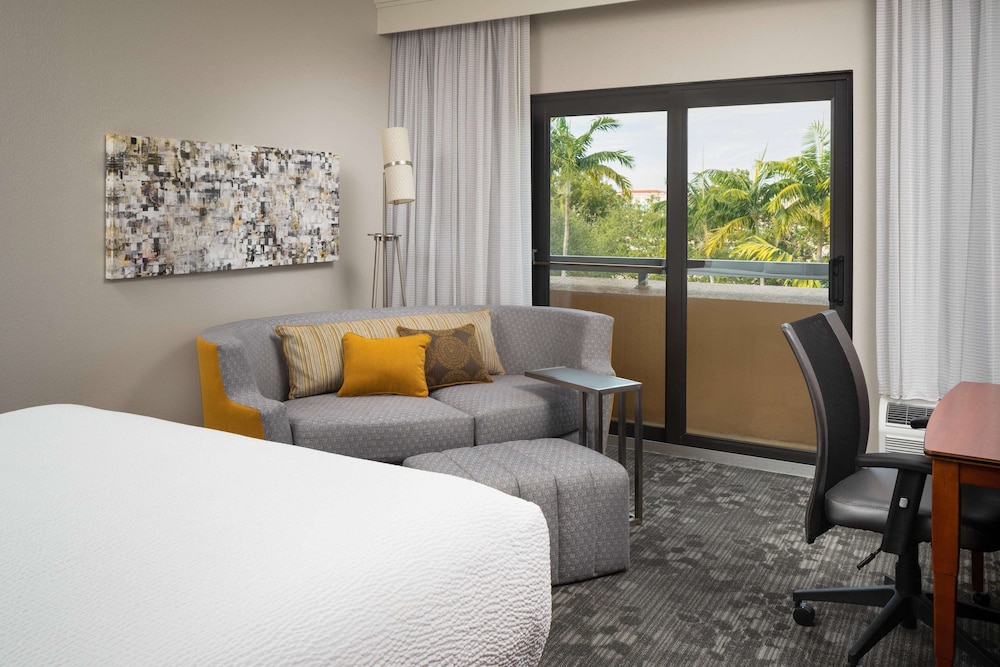 Sonesta Select Miami Lakes 23/42