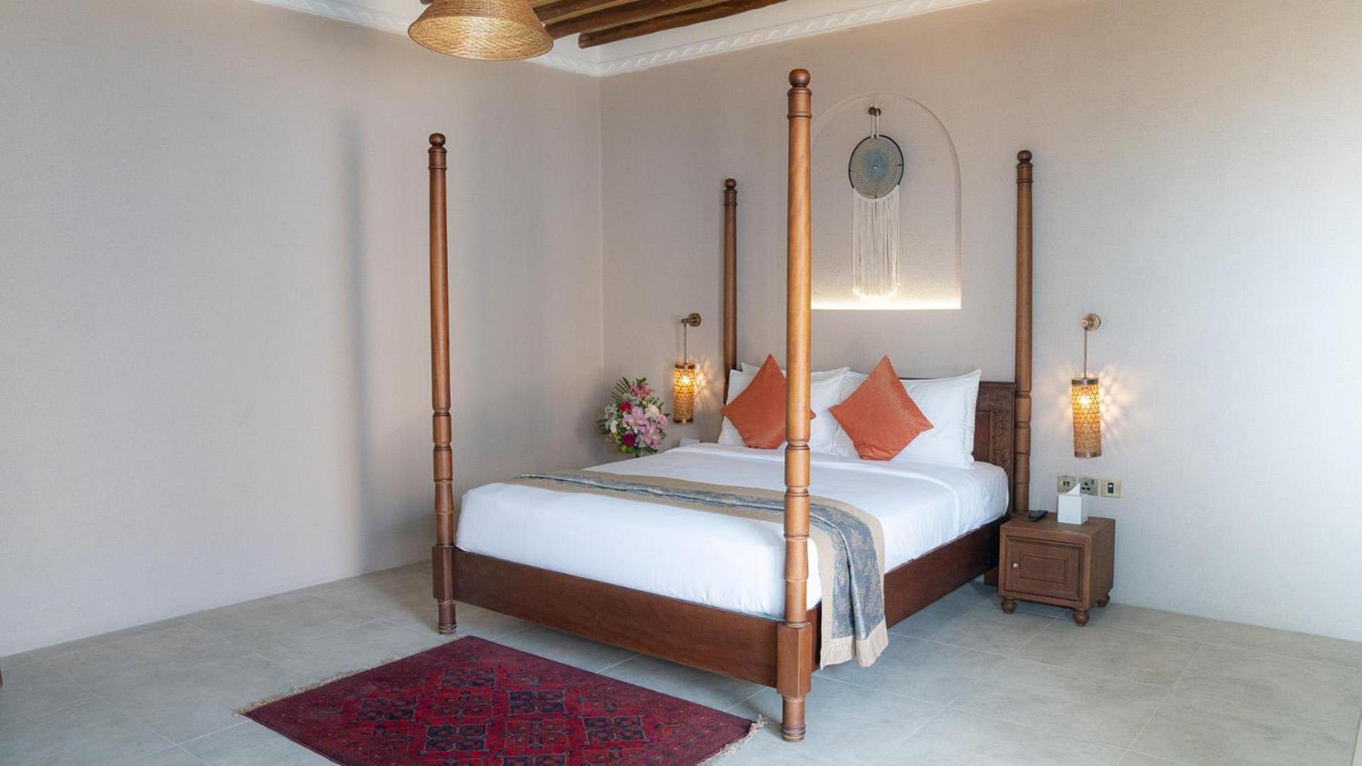 1 Bedroom, House