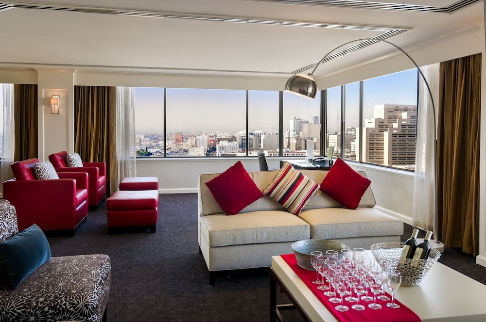 DoubleTree by Hilton Hotel Los Angeles Downtown 35/79