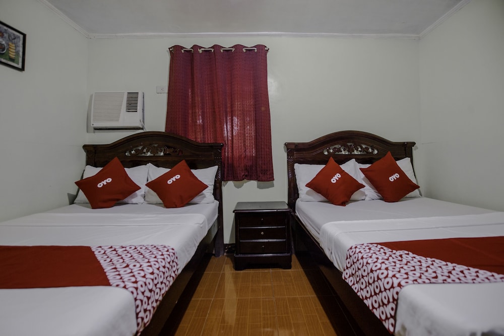 OYO 741 Sierra Travellers Inn 27/43
