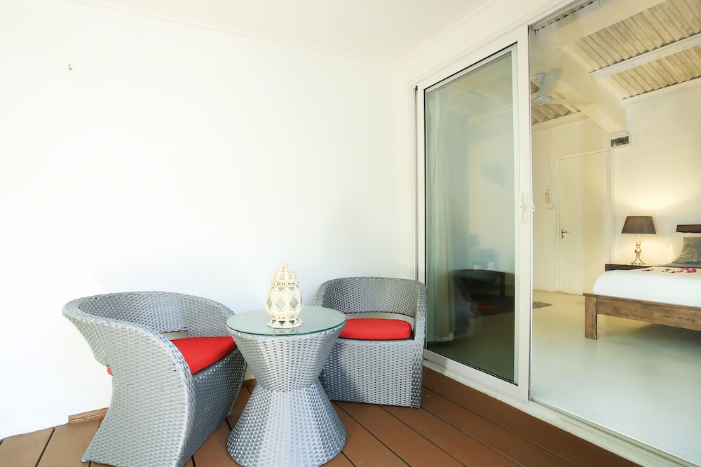 Esprit Libre Restaurant and Guest House 28/53